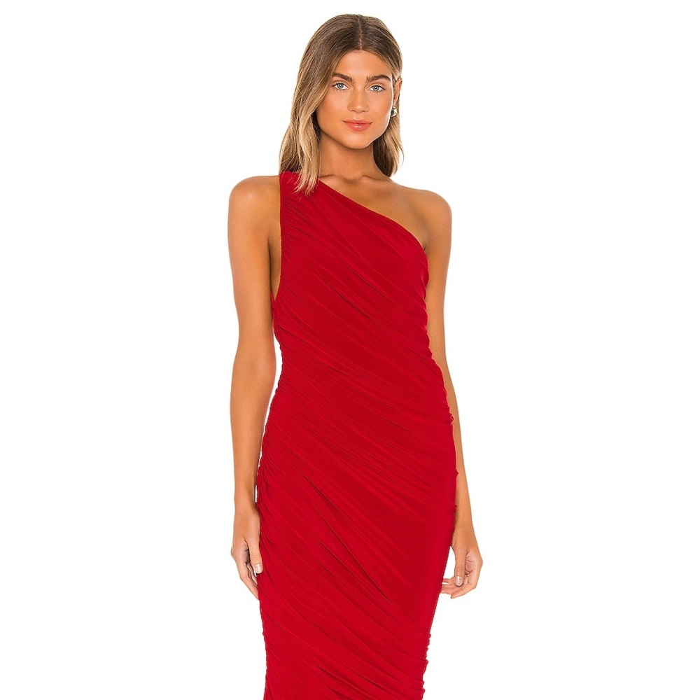 Norma Kamali Diana Gown in red, size SMALL